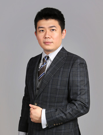 李帅男
